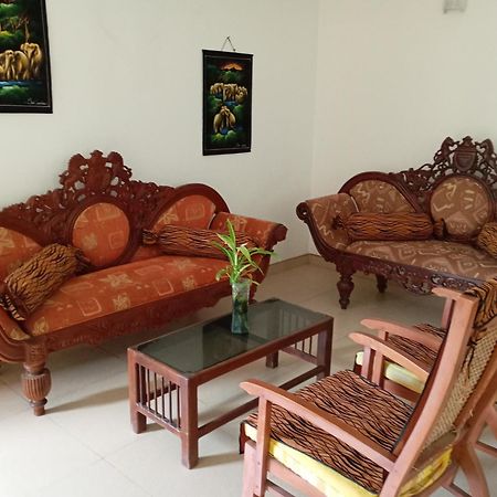 Larn'S Villa Hotel & Apartment Wadduwa Exterior foto