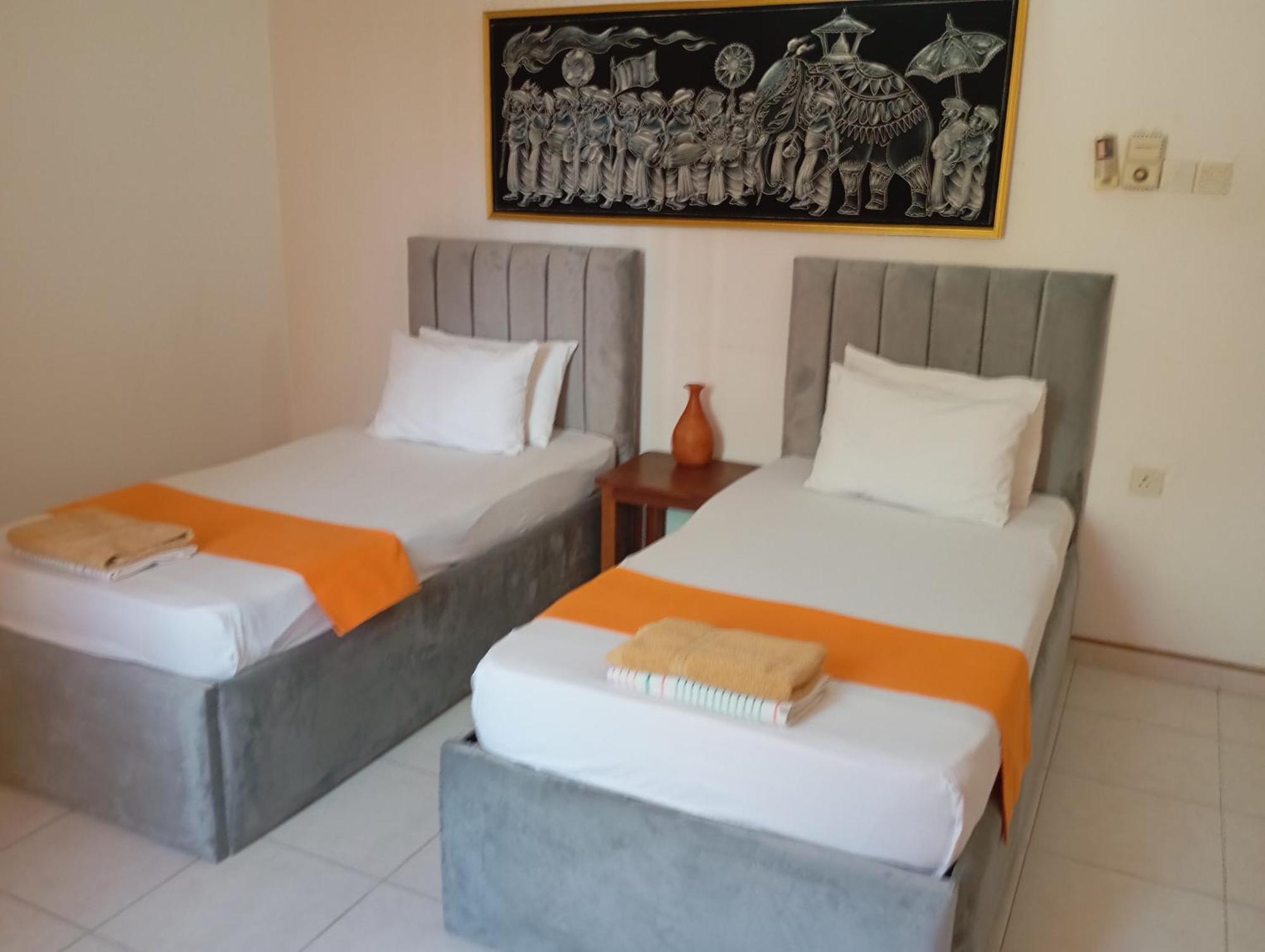 Larn'S Villa Hotel & Apartment Wadduwa Exterior foto